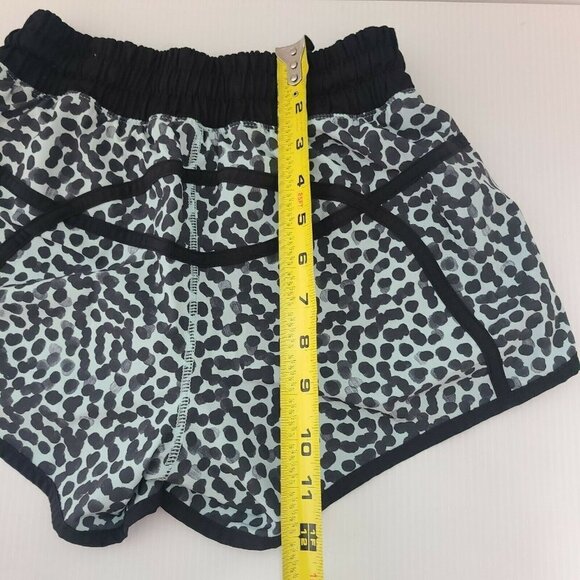 Lululemon Run Speed Up Shorts green  Black Multi Spots Lined Size 4 - Picture 4 of 5